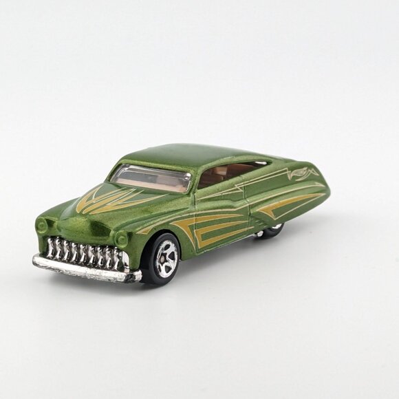 1951 51 Merc Mercury Violet Passion Hotwheels collectible car - Picture 2 of 4